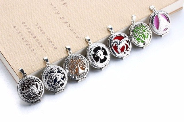 Circles Aroma Diffuser Necklace Open Lockets